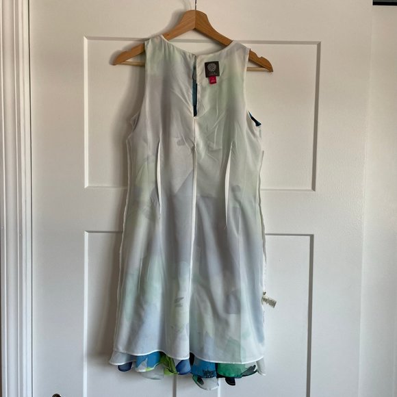 Vince Camuto floral shift dress - Picture 5 of 7